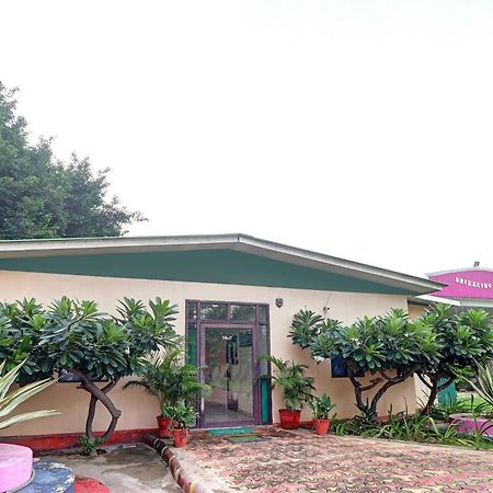 Hotel O Drizzling Land Muradnagar Exterior photo