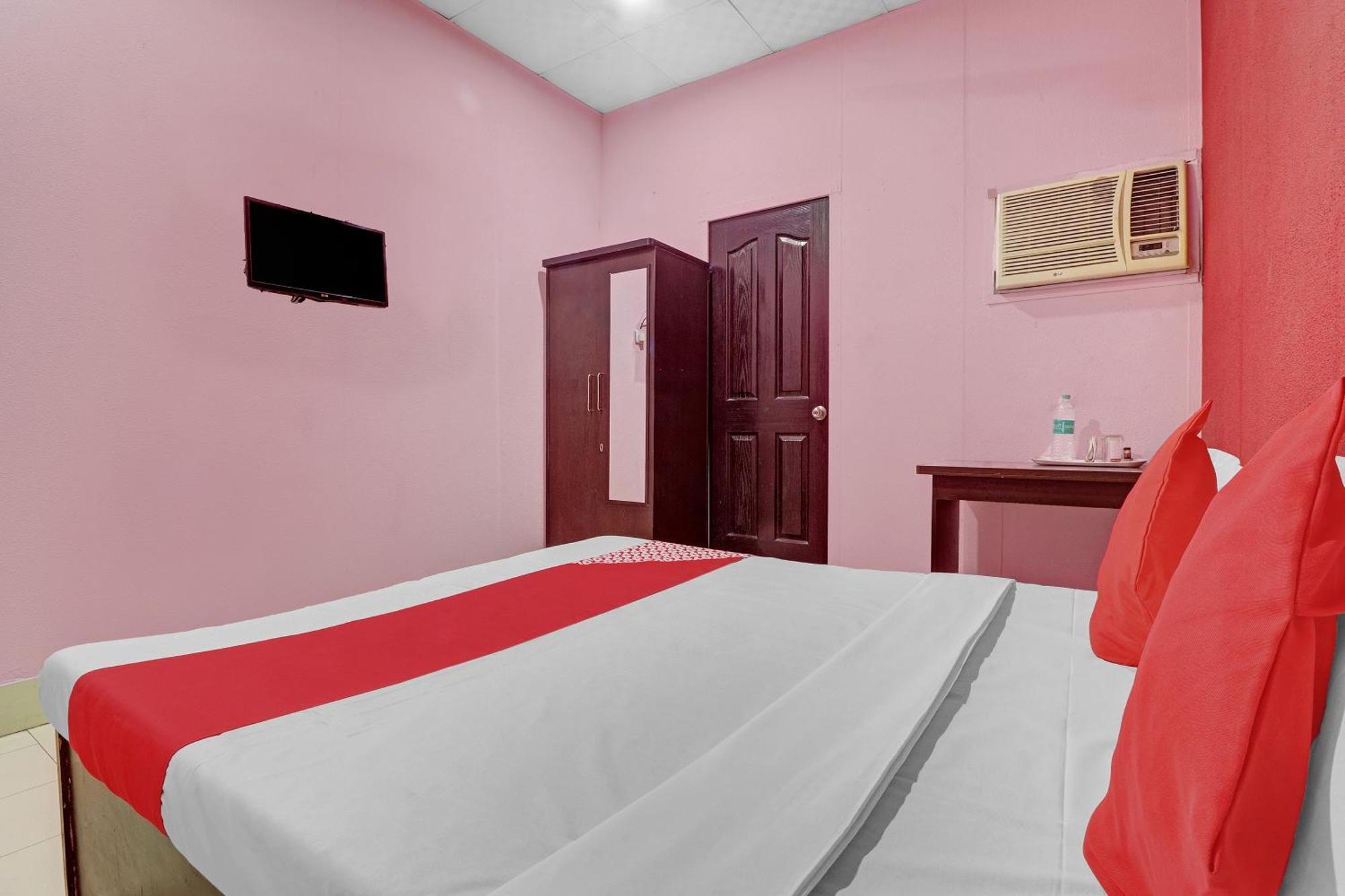 Hotel O Drizzling Land Muradnagar Exterior photo