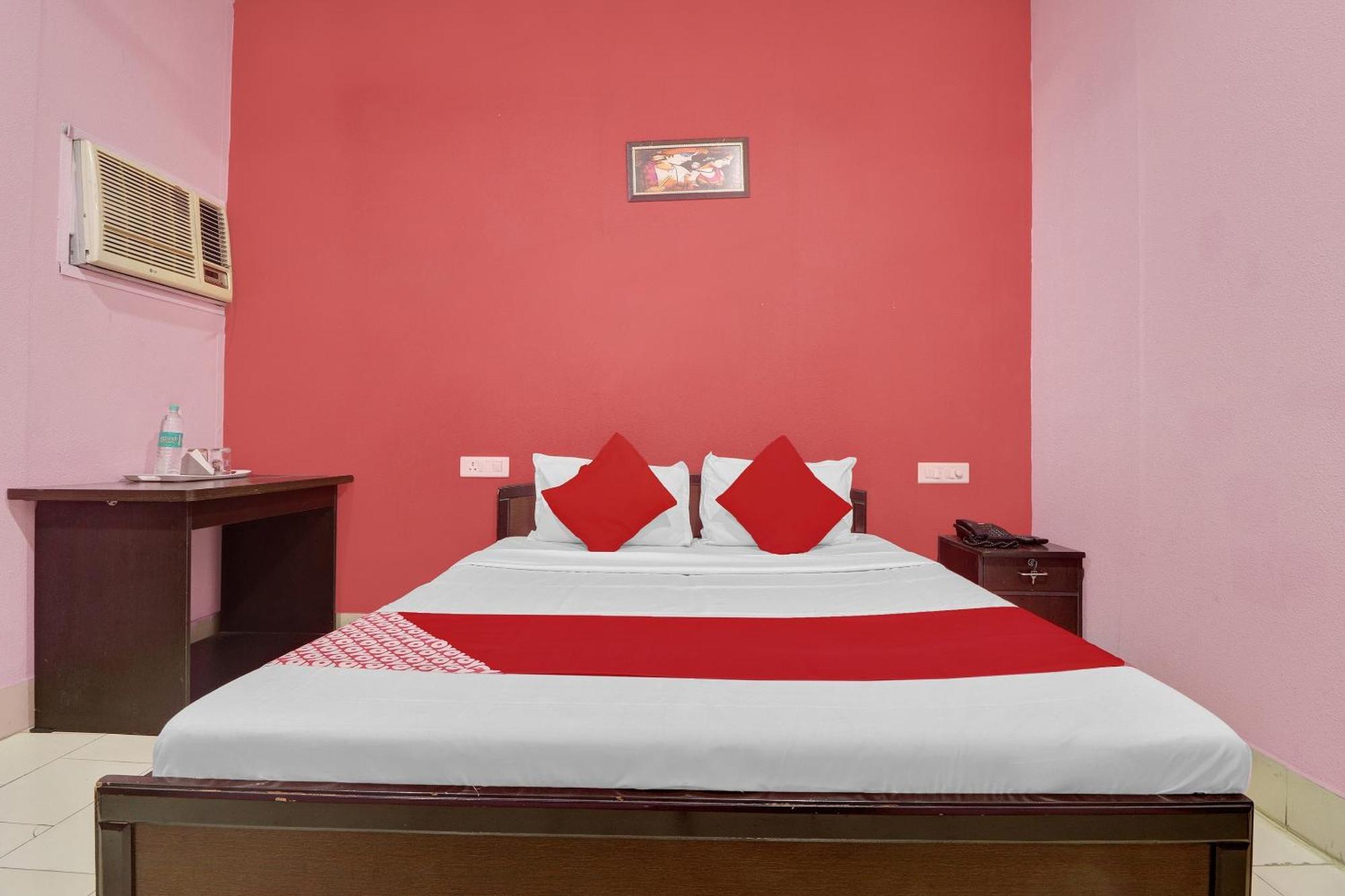Hotel O Drizzling Land Muradnagar Exterior photo