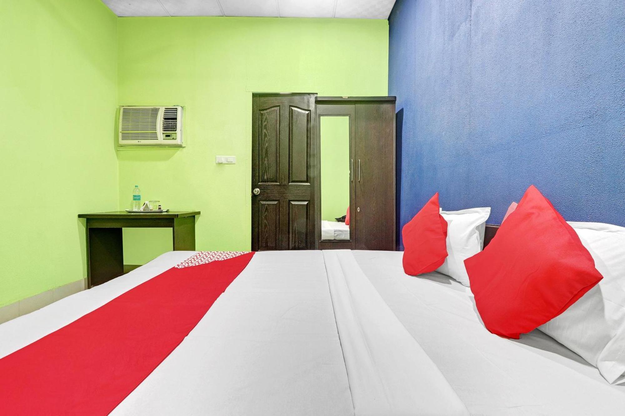 Hotel O Drizzling Land Muradnagar Exterior photo